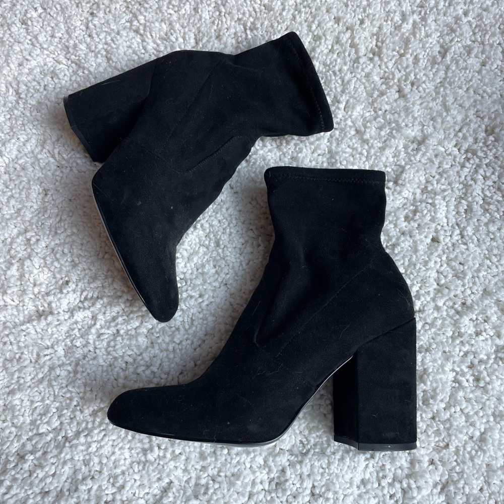 Steve Madden Black Block Heel